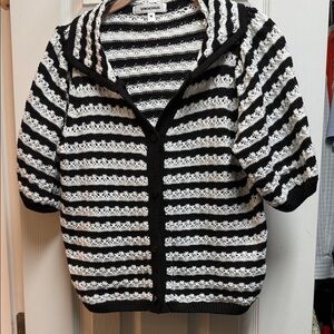 Vigoss Monochrome Striped Knit Cardigan